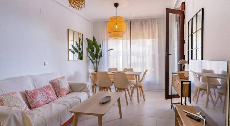 Holiday apartment with pool — photo 4