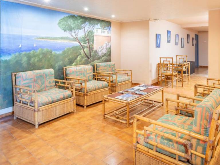 Studio | Sea view | Next to the beach | Pet-friendly in La Seyne-sur-Mer