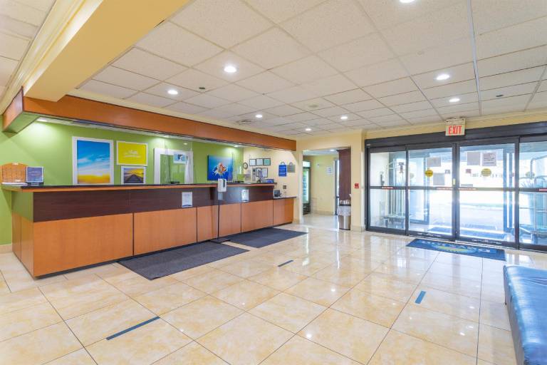 Days Inn by Wyndham Absecon Atlantic City Area — photo 4