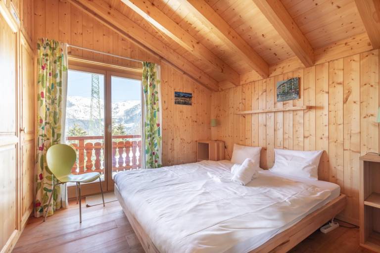 Chalet with terrace & hot tub | Next to the ski | Dogs allowed — photo 2