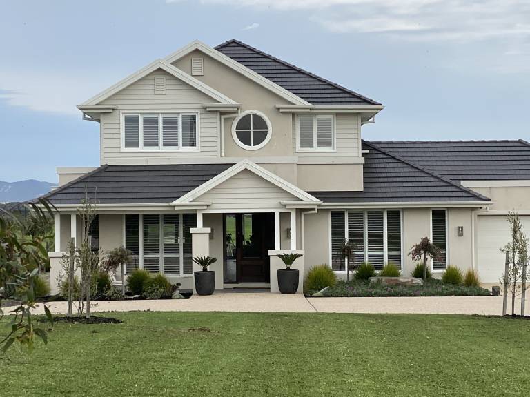 House Yanakie