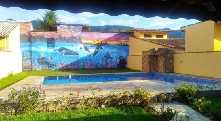 Vacation home with pool | Dogs allowed in Bertioga