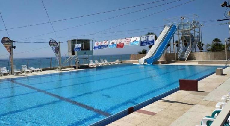 Serviced apartment with pool, yard & terrace | Good for workation — photo 4