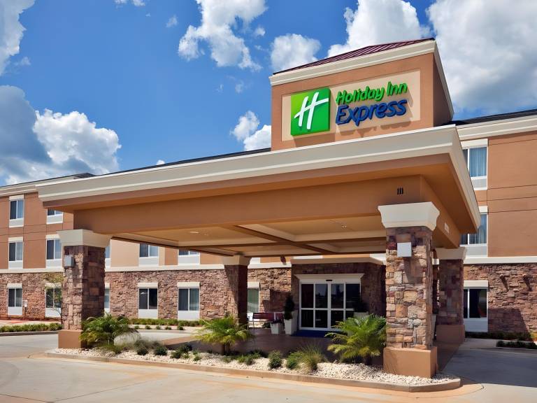 Holiday Inn Express Hotels & Suites Cuero By IHG in Cuero, TX