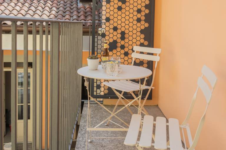 Holiday apartment | Close to Como Cathedral | City view — photo 4
