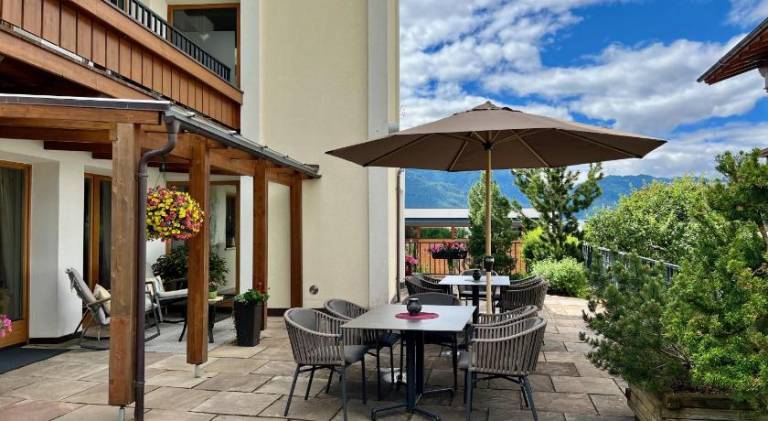 Wonderful rental apartment with terrace, barbeque & yard | Close to the ski | Pets allowed — photo 4