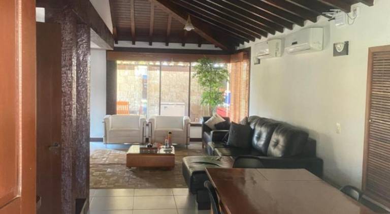 House with pool | Close to the beach | Pet-friendly — photo 4