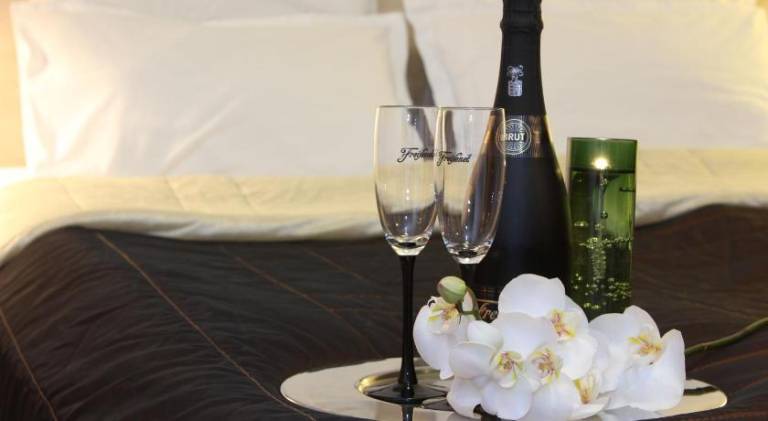 Hotel Premier - Veliko Tarnovo City Center, Panorama View — photo 2