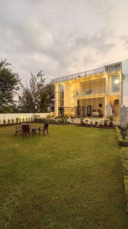 Villa with 5 rooms for 12 persons in Vikasnagar