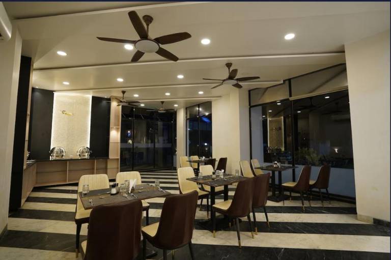 Treeo Resort Lonavala Pure Veg