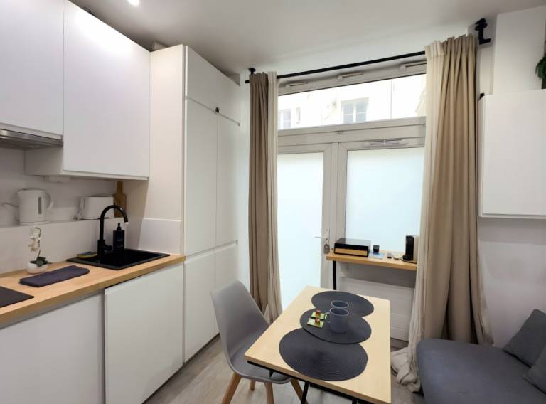 Rental apartment | Near Champs-Élysées | Good for workation | Pets are welcome — photo 2