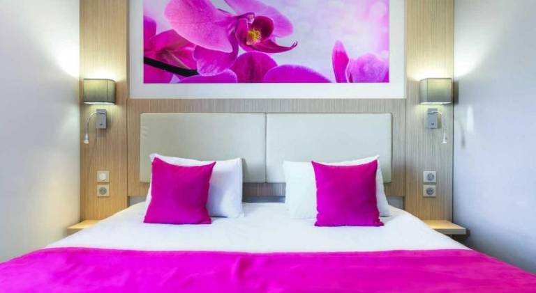 FH Confort Hotel Orleans Co'met in Olivet