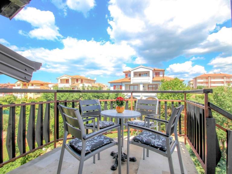 Apartment with terrace | Dogs allowed in Novigrad