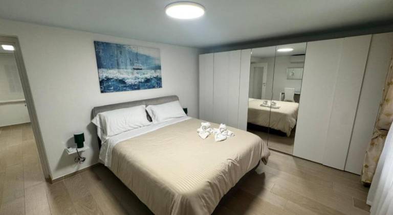 Rental apartment with 1 room for 3 persons in Bari