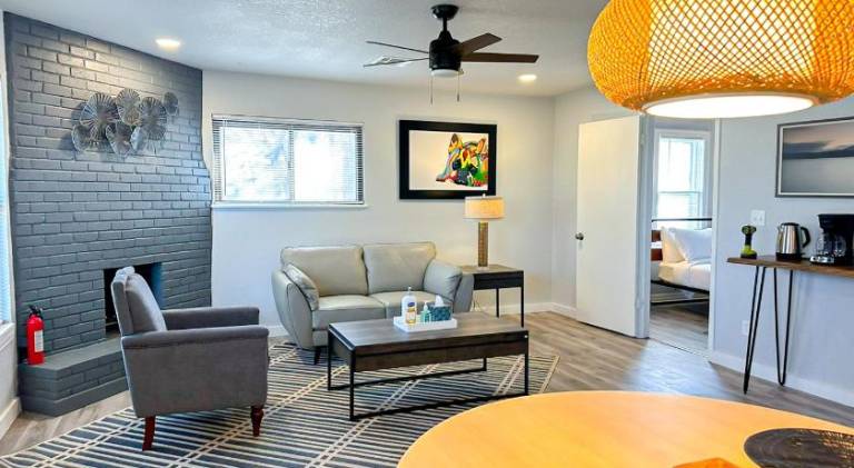 Nice vacation home | Good for workation | Pets are welcome in Oklahoma City, OK