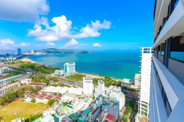 FLC Sea Tower Quy Nhon TH Apartment — photo 5