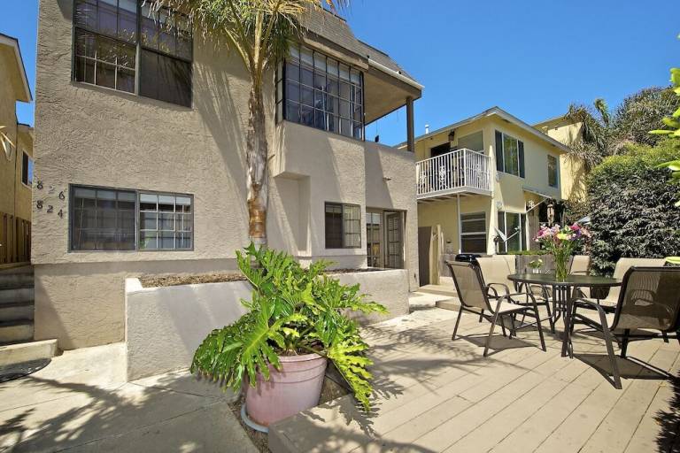 House Mission Beach