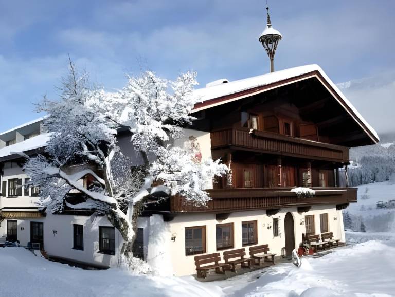 Farmhotel & Chalets Grosslehen in Fieberbrunn