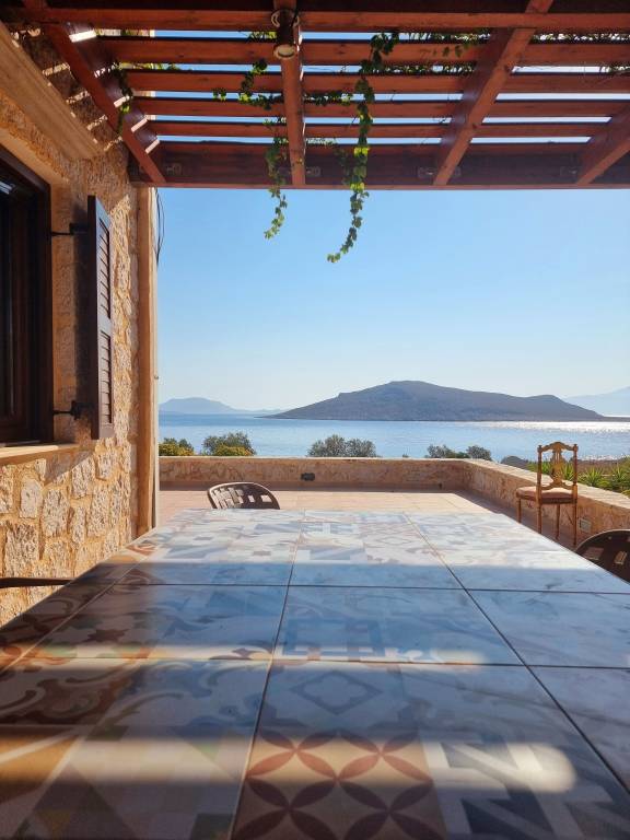 Βίλα  Παραλία Φτεναγιά