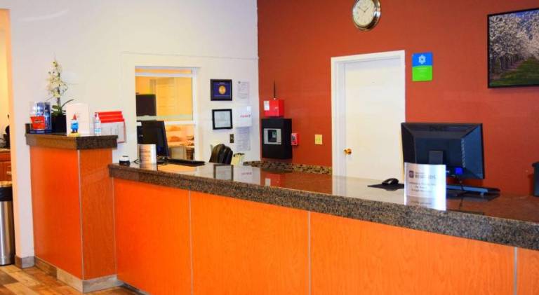 SureStay by Best Western Wenatchee — photo 5