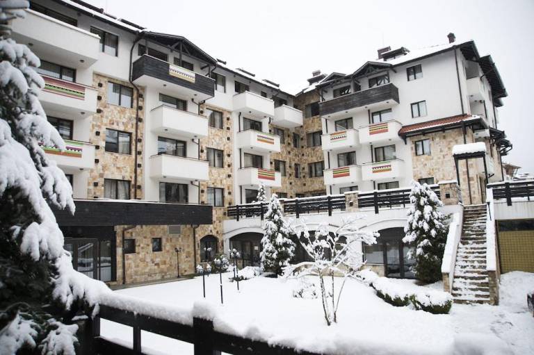 Serviced apartment with patio, sauna & yard | Suitable for remote work — photo 2
