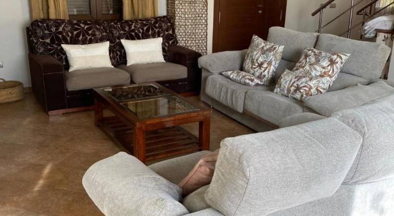 Fully equipped house with barbeque, terrace & yard | Perfect for remote work | Pets allowed — photo 2