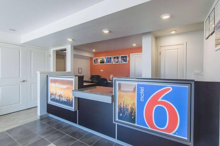 Motel 6 Liberal, KS — photo 3