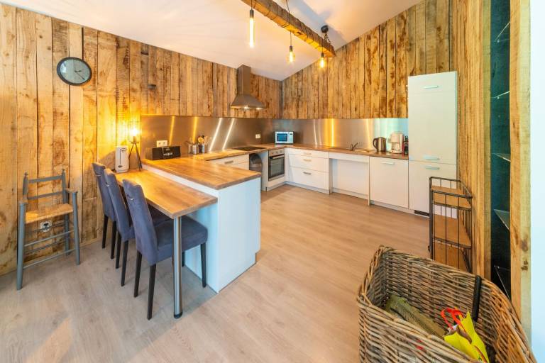 Fully equipped chalet with garden, pool & grill | Sea view | Dogs allowed — photo 2
