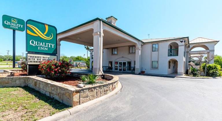 Quality Inn Three Rivers in Three Rivers, TX