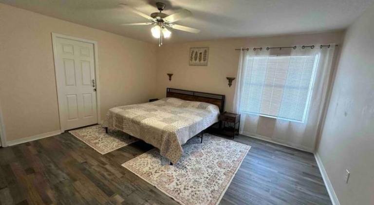 Pleasant vacation home with pool | Pets allowed in Palm Coast, FL