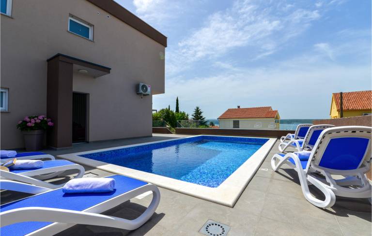 Maisonette Maslenica