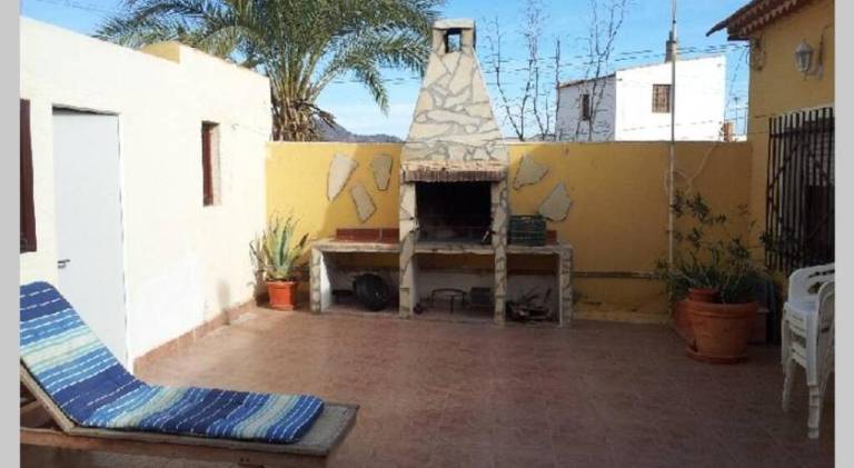 House with yard, barbeque & terrace | Dogs allowed — photo 3