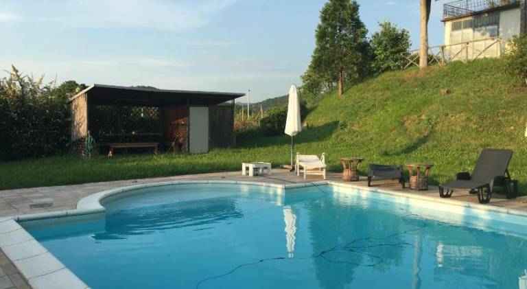 Charming lodge with private pool, grill & terrace | Pets are welcome — photo 3