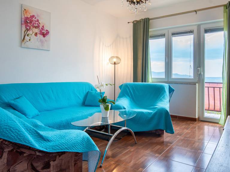 Rental apartment with patio, BBQ & garden | Sea view | Dogs allowed — photo 4