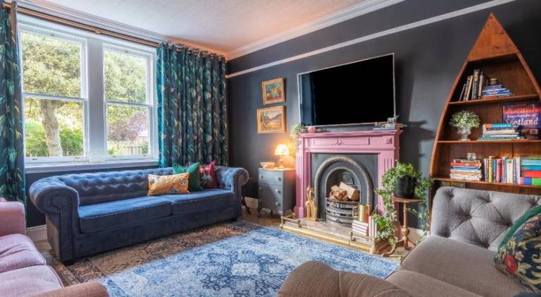 Villa with 5 rooms for 10 persons in Inverness