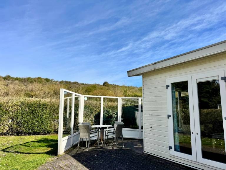 Chalet am Strandaufgang B028 in Breskens mit Garten & Windschutz — photo 2