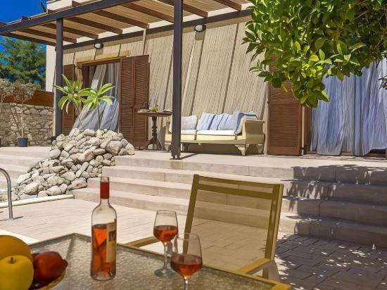 Villa with pool, garden & barbeque — photo 5