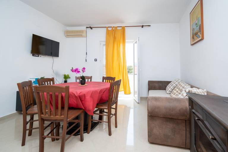 Two bedroom apartment with balcony and sea view Zubovići (Pag) (A-9365-c) — photo 2