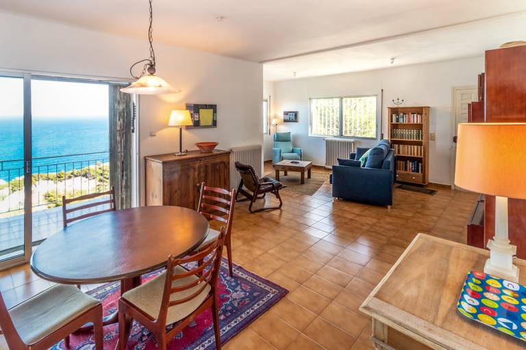 Holiday apartment with terrace | Mountain view — photo 4