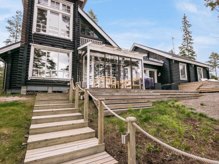 House with terrace & sauna | Nature view — photo 3