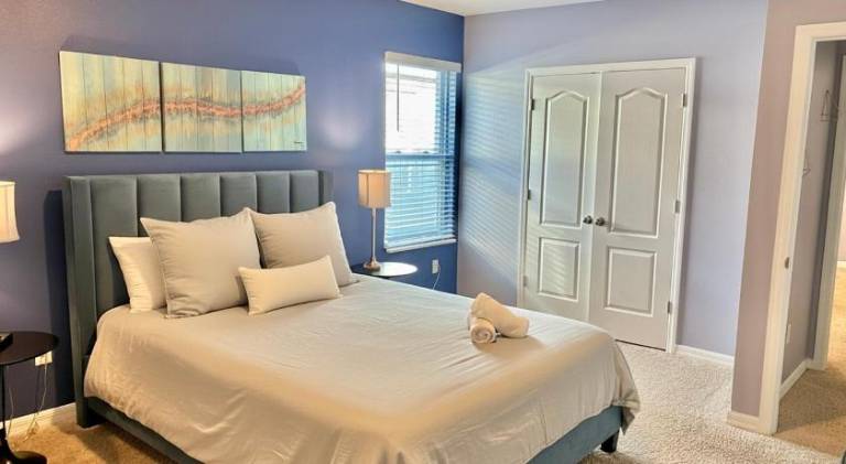 House with pool & jacuzzi | Pets allowed — photo 2
