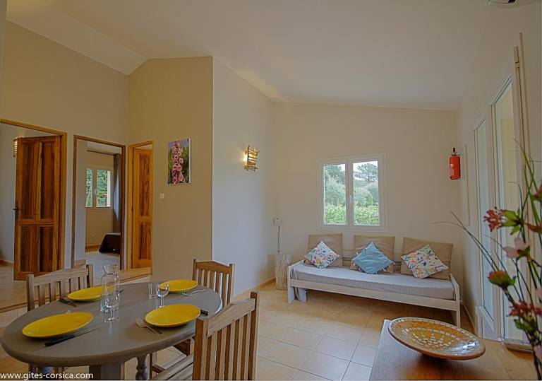 Gite with pool, barbeque & patio | Sea view — photo 4