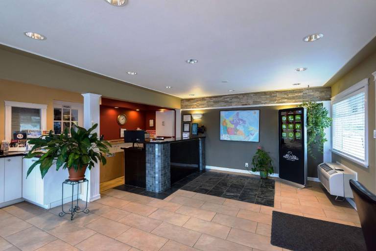 Canadas Best Value Inn Prince George — photo 5