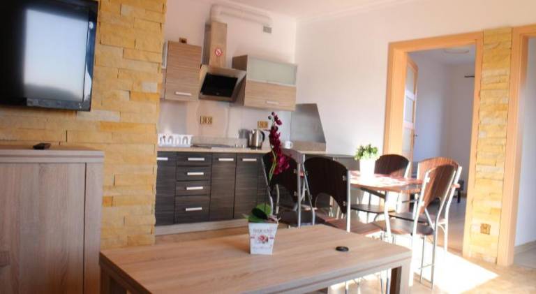 Rental apartment with 2 rooms for 6 persons — photo 2