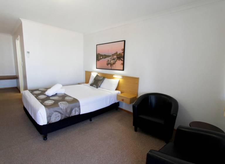 Motel  Maryborough