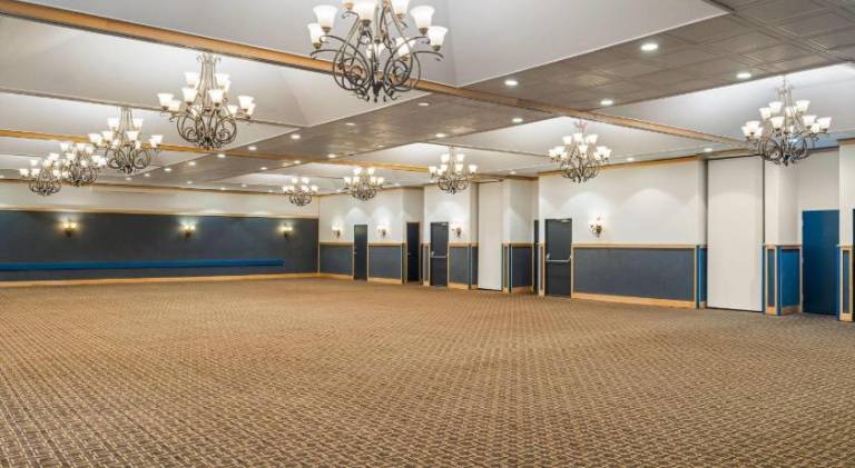 Westmark Whitehorse Hotel and Conference Center — photo 3