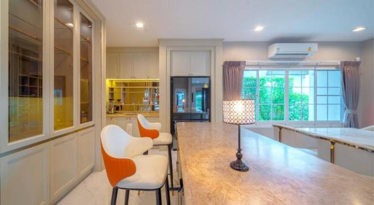 Villa with 4 rooms for 8 persons — photo 5