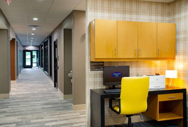 Hampton Inn Lebanon — photo 5
