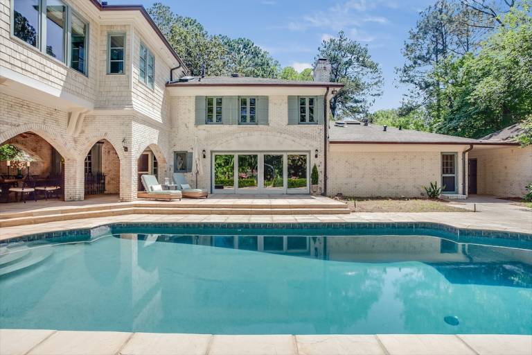 House West Peachtree Battle
