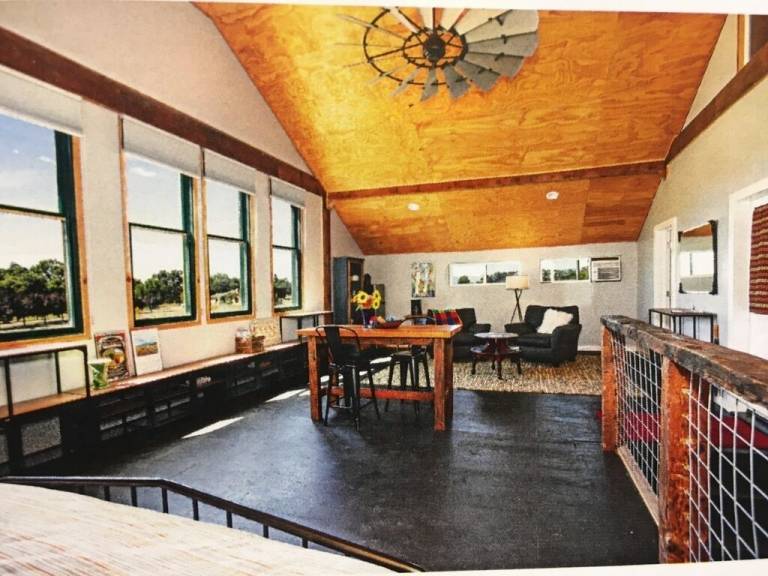 Apartment  Kelseyville